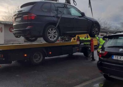 Beszteri Autómentő - Darus autómentés